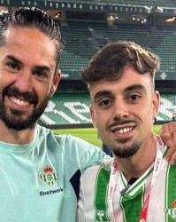 伊斯科鼓励患眼疾球迷：你面对逆境的态度，曾支撑我走出低谷