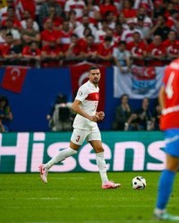 开云体育入口-【欧洲杯】恰尔汗奥卢托松破门！10人捷克1比2土耳其