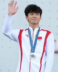 伍鹏邓丽娟赢奥运银牌 中国速度攀岩收获重大突破